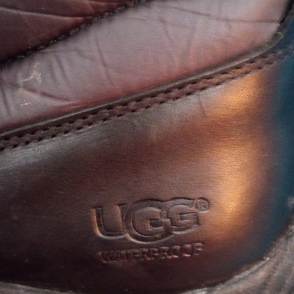 UGG Lorien boots size 10 - Picture 4 of 9